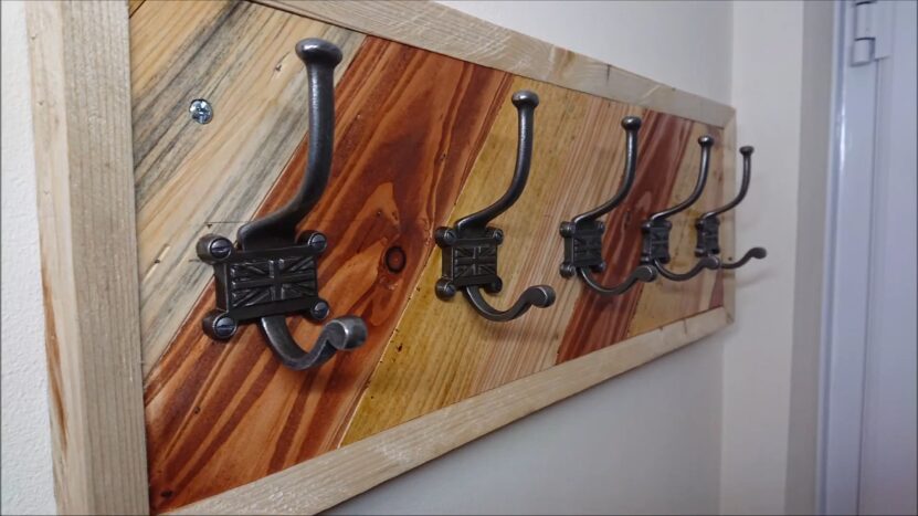 Easy Coat Rack Made from Pallet