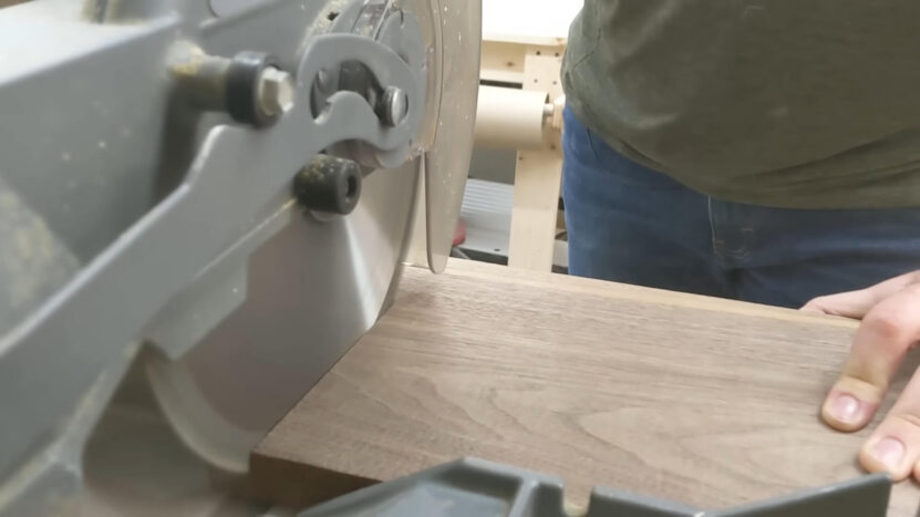 Cutting wood using a stone circular saw